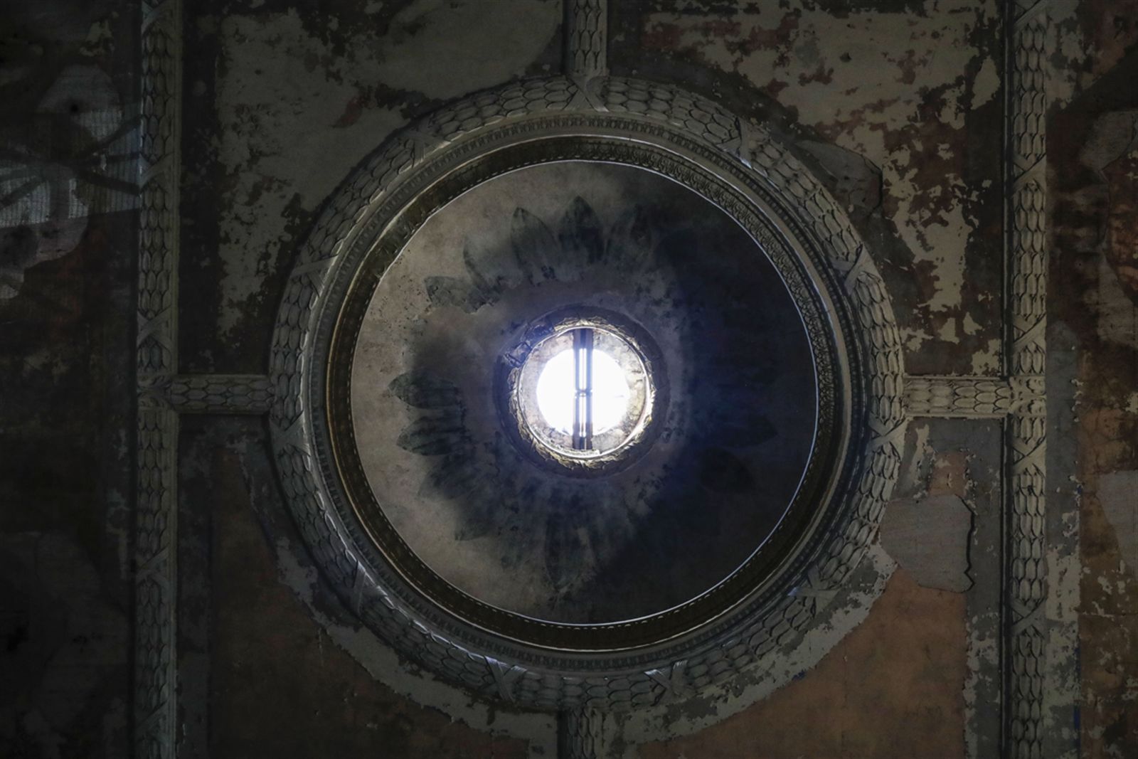 A Closer Look: The once-splendid Beaux-Arts Broadway Theatre